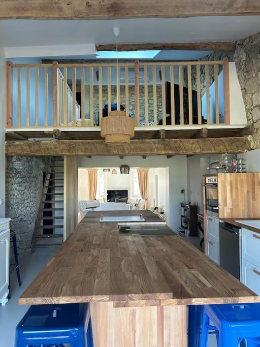 Villa Aux Portes De Saint Emilion モンターニュ エクステリア 写真